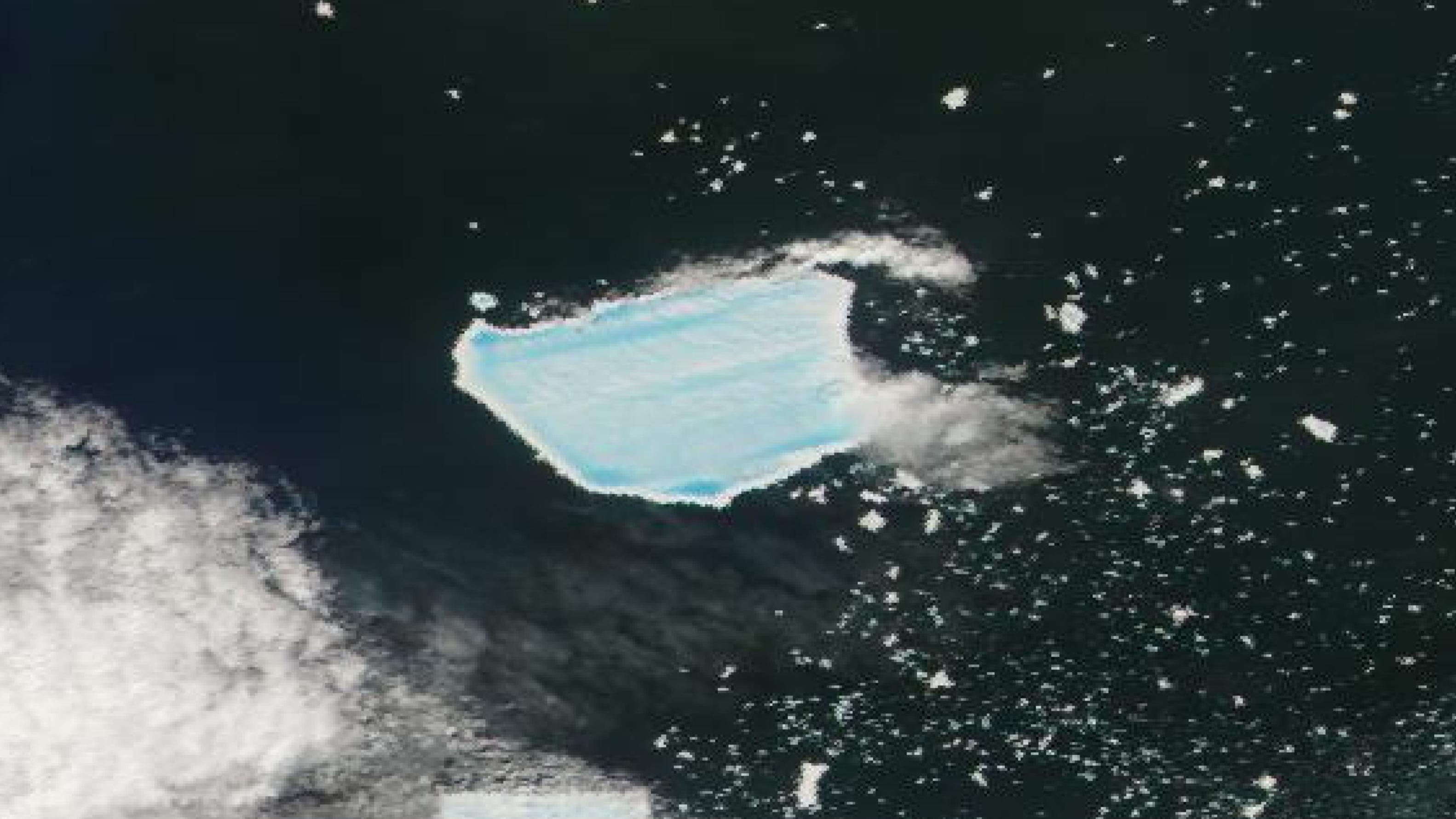 风云三号图像监测：曾经世界最大的冰山或将在几周内瓦解