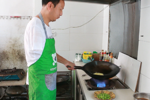 1598083100124600.png 丁洪涛:借势扬帆 创业致富1.png