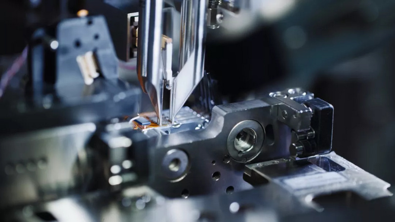 AI时代，工业机器人逆袭正当时