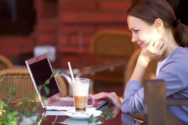 「夜读」研究了任正非、马云、马化腾等人，我发现成功企业家的四个特质