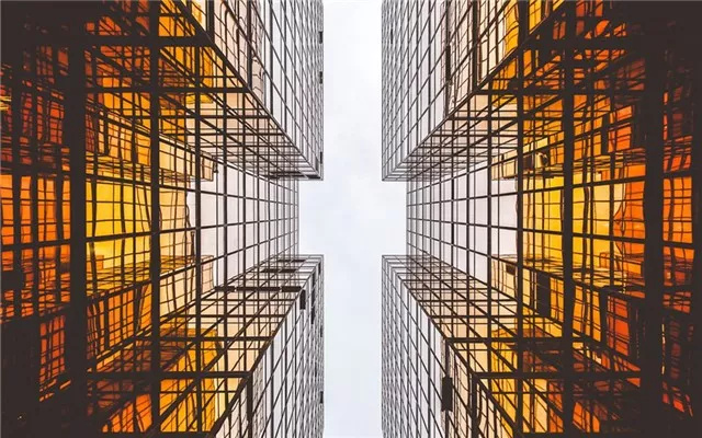 研究了100余家10亿美金公司后，有人总结了云计算10大定律