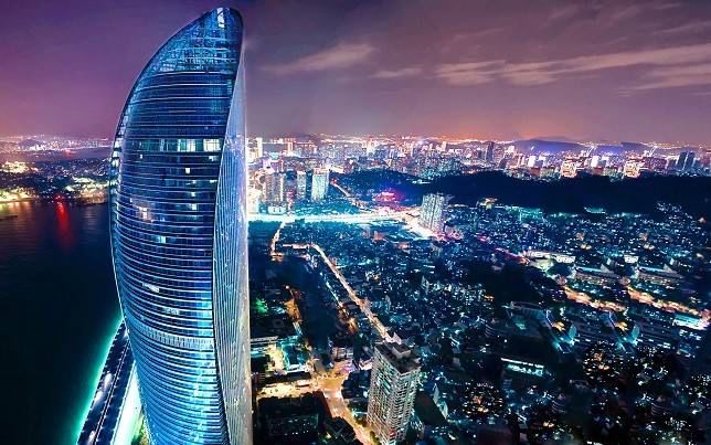 从美图、4399生根，到趣店、瑞幸落户，厦门离中国的西雅图还有多远？