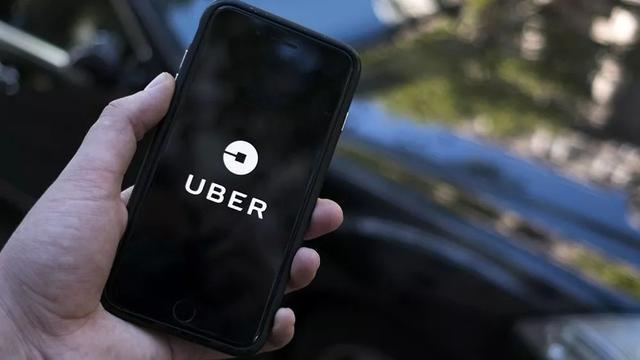 Uber市值腰斩：有贝索斯的野心，却没有亚马逊的命